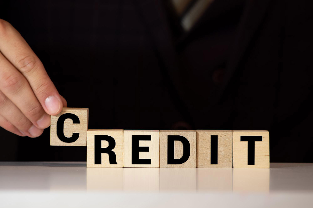 Pourquoi le crédit mixte revient-il en 2025