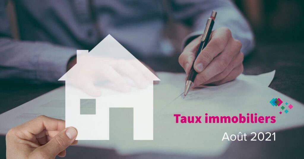 Individu signant une offre de prêt avec le meilleur taux immobilier en septembre 2021