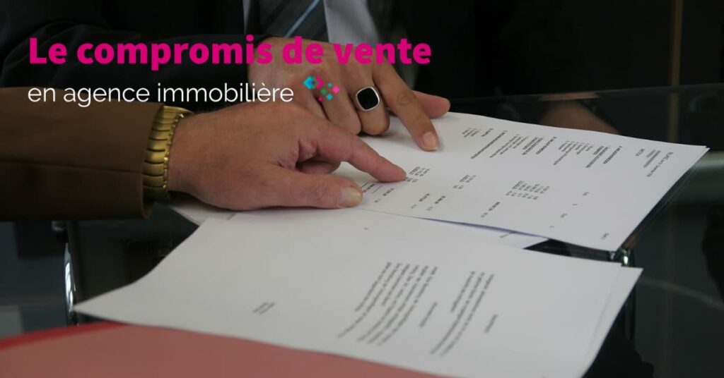 Individu signant un compromis de vente en agence immobilière