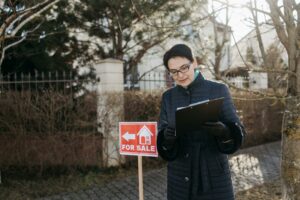 COMMENT ACQUERIR UN BIEN IMMOBILIER SUR UNE VENTE AUX ENCHERES ?